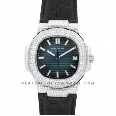 Nautilus Jumbo 5711 Blue Dial in Steel with Paved Diamonds on Strap